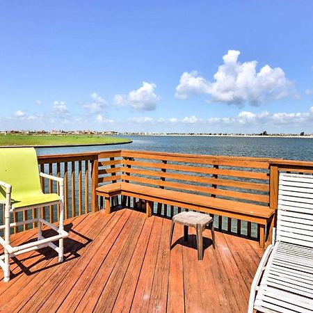 Waterfront Corpus Christi Townhome With Pool And Dock! Екстериор снимка