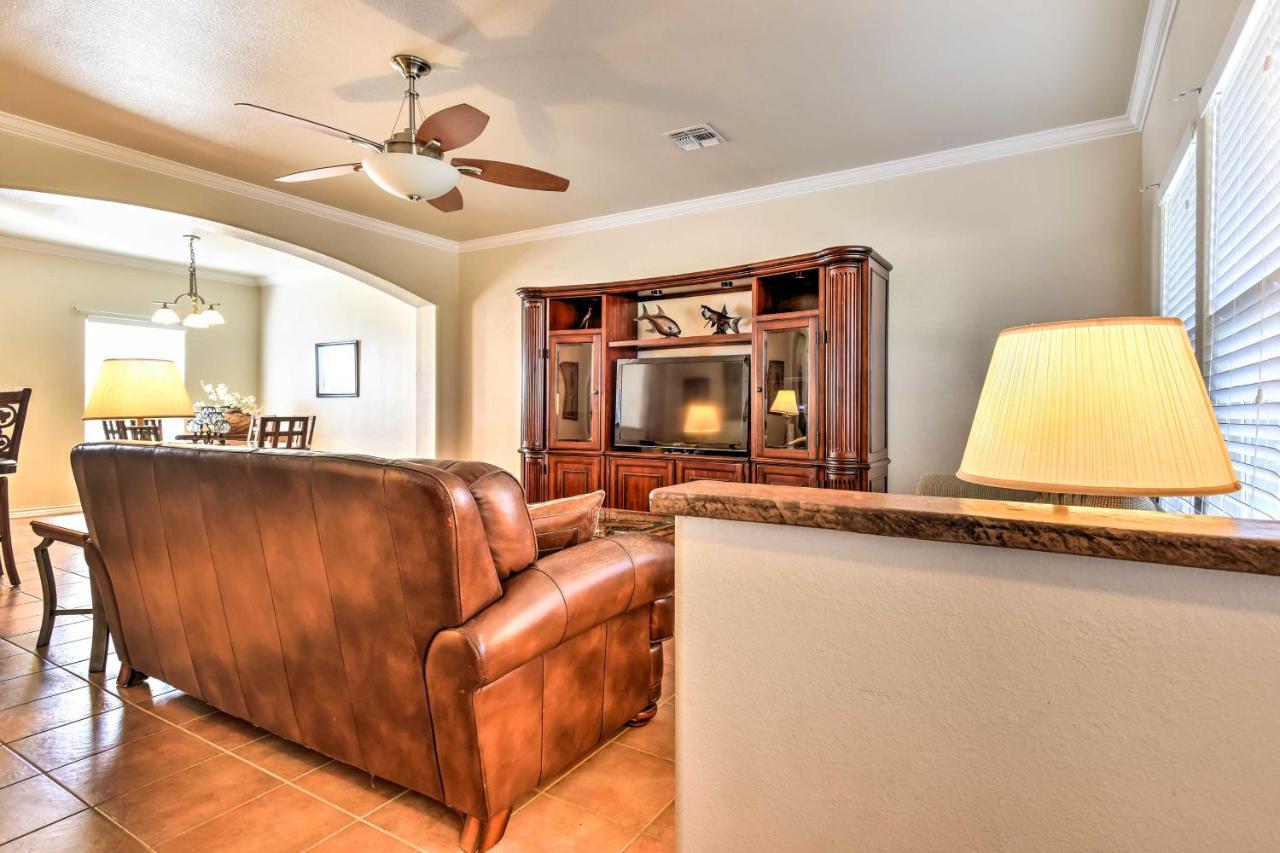 Waterfront Corpus Christi Townhome With Pool And Dock! Екстериор снимка