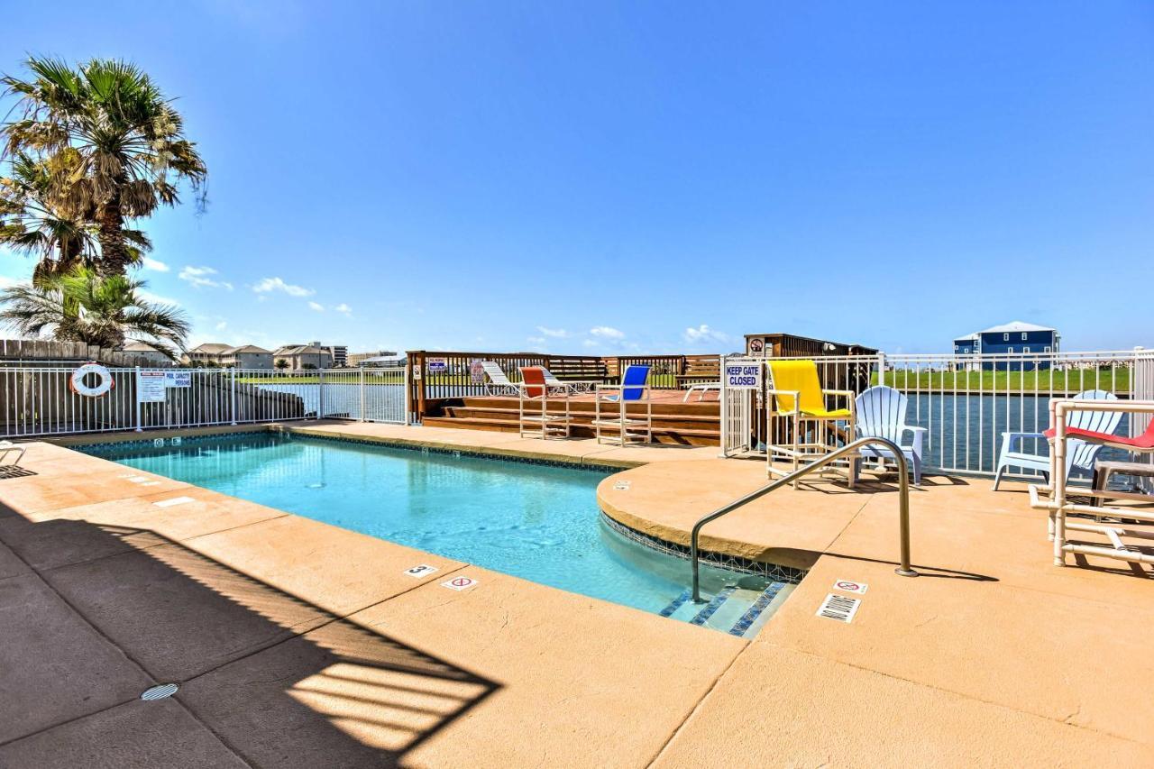 Waterfront Corpus Christi Townhome With Pool And Dock! Екстериор снимка