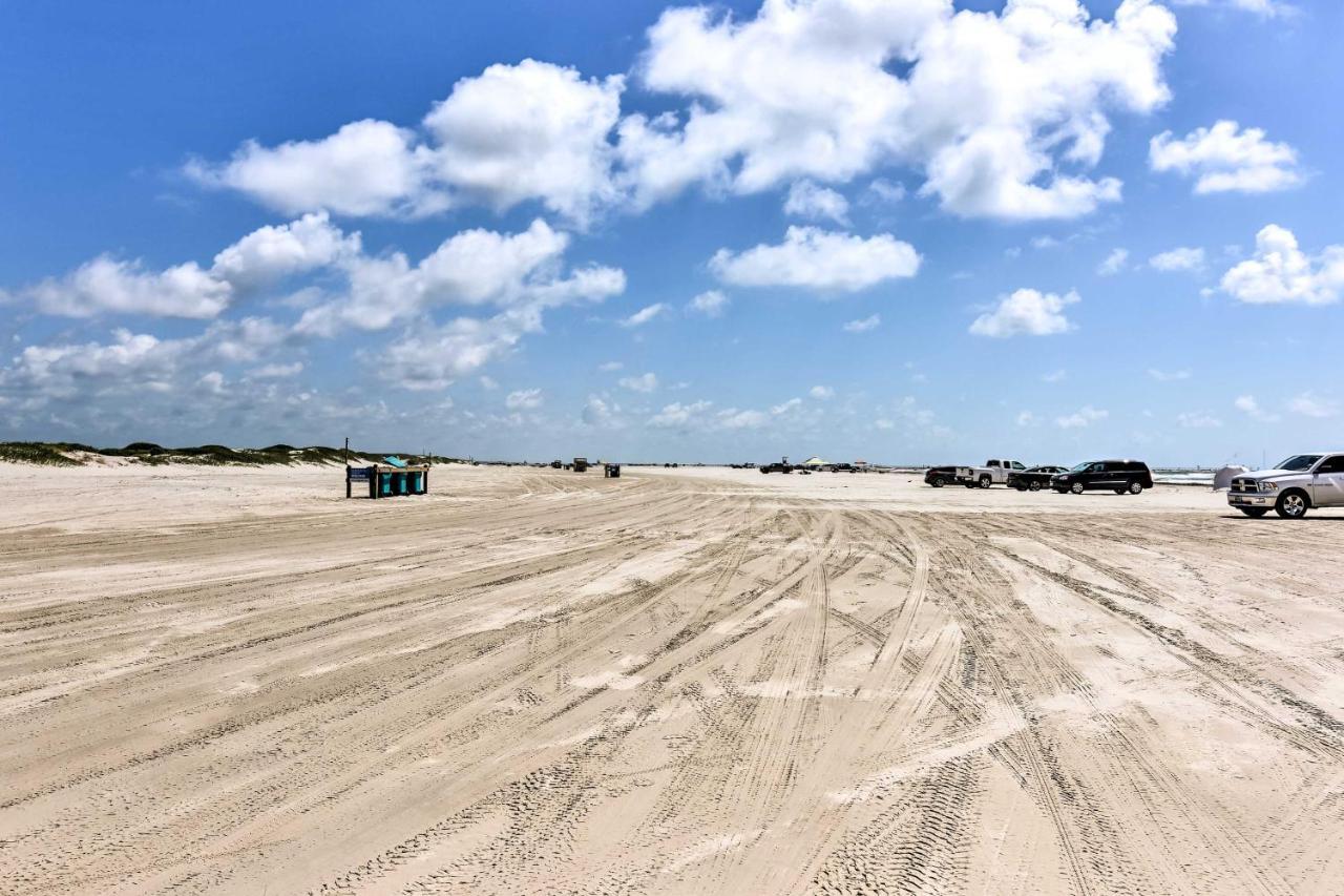 Waterfront Corpus Christi Townhome With Pool And Dock! Екстериор снимка