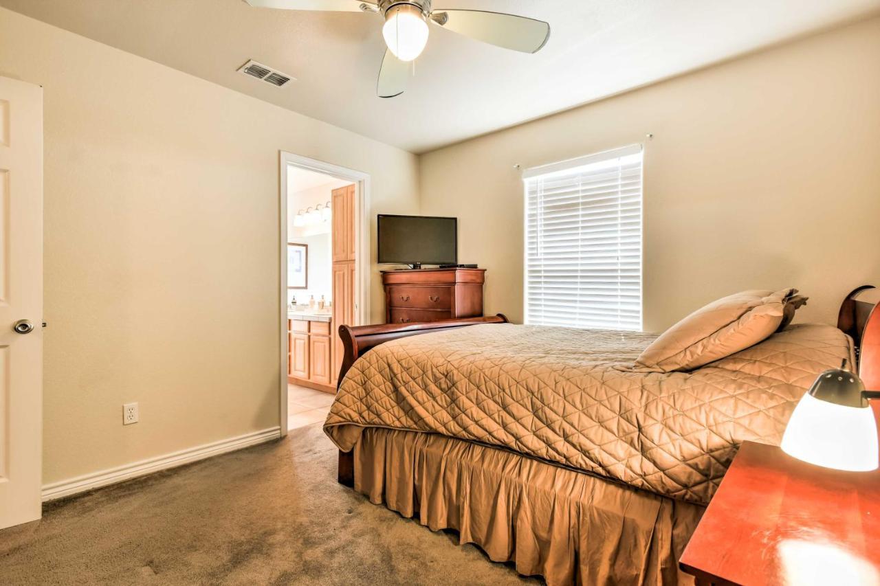 Waterfront Corpus Christi Townhome With Pool And Dock! Екстериор снимка