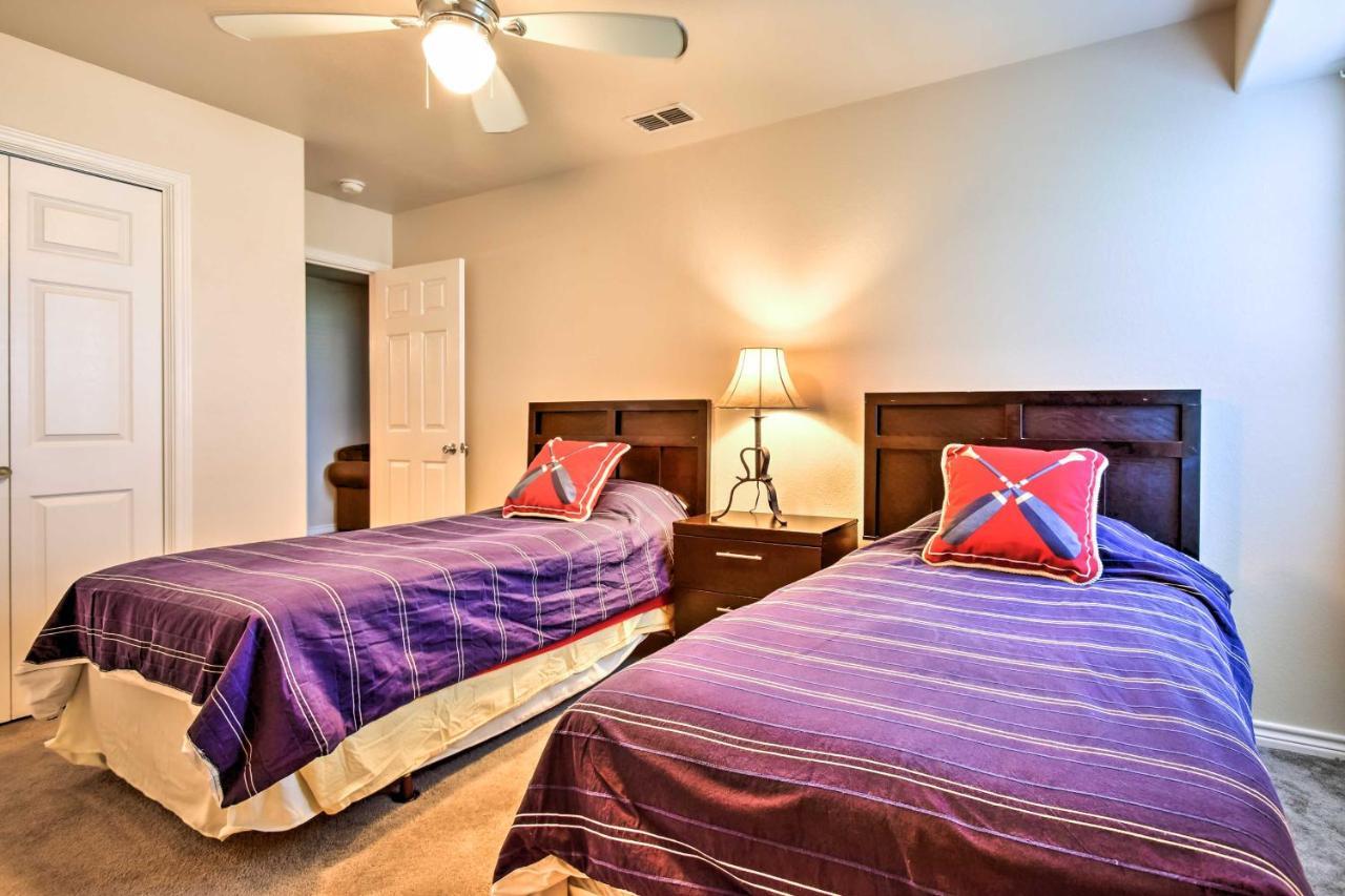 Waterfront Corpus Christi Townhome With Pool And Dock! Екстериор снимка